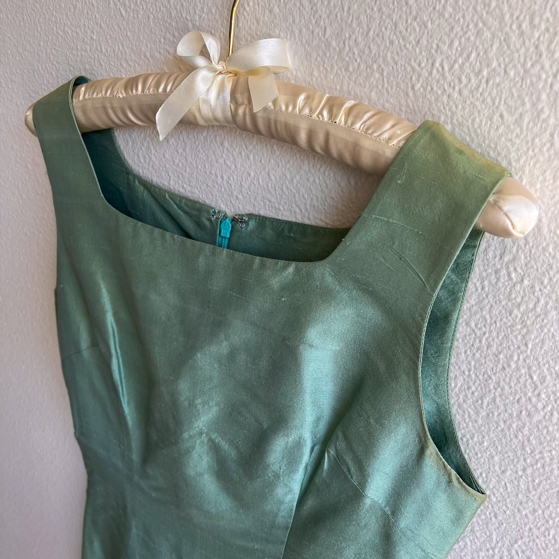 Adorable 1960s Seafoam Bodycon Tank Top Dress (XS) Studio Gloria Vintage Adorable 1960s Seafoam Bodycon Tank Top Dress (XS) Studio Gloria Vintage