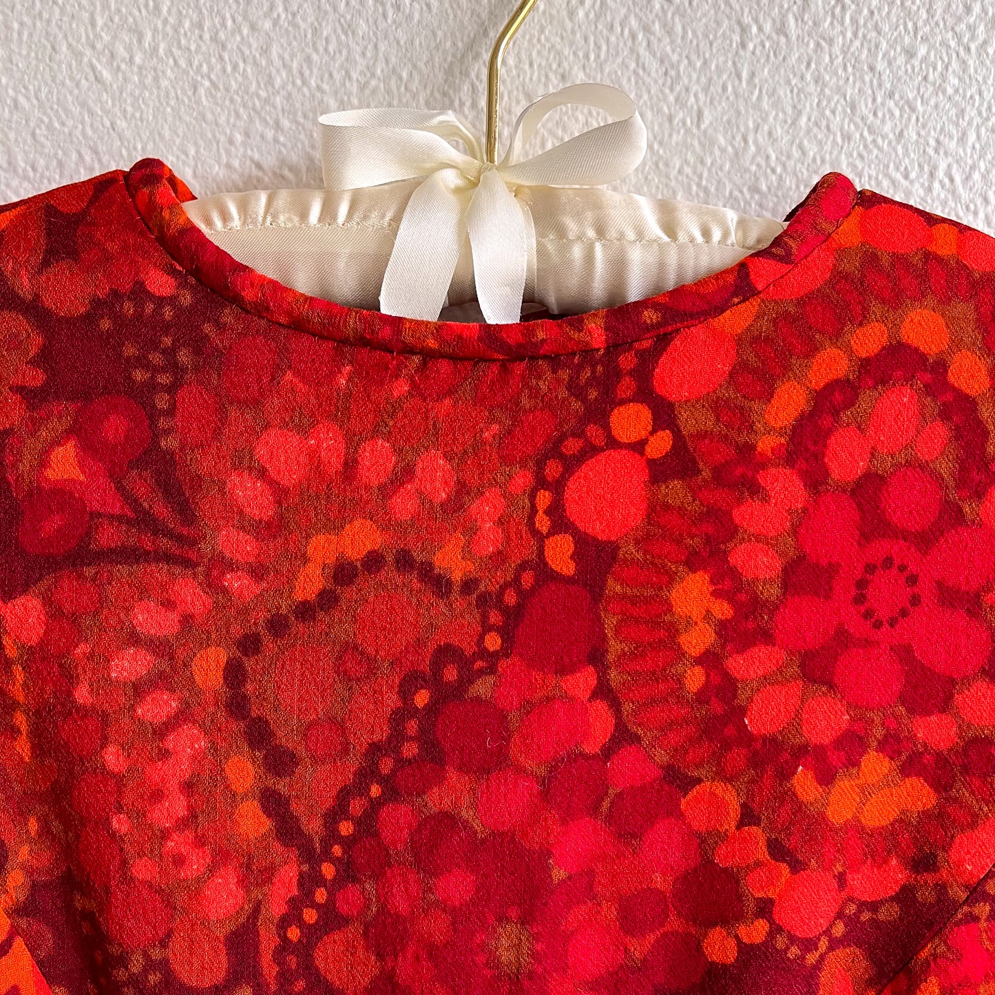 1960s Shades of Red Pattern Dress (XS/S)