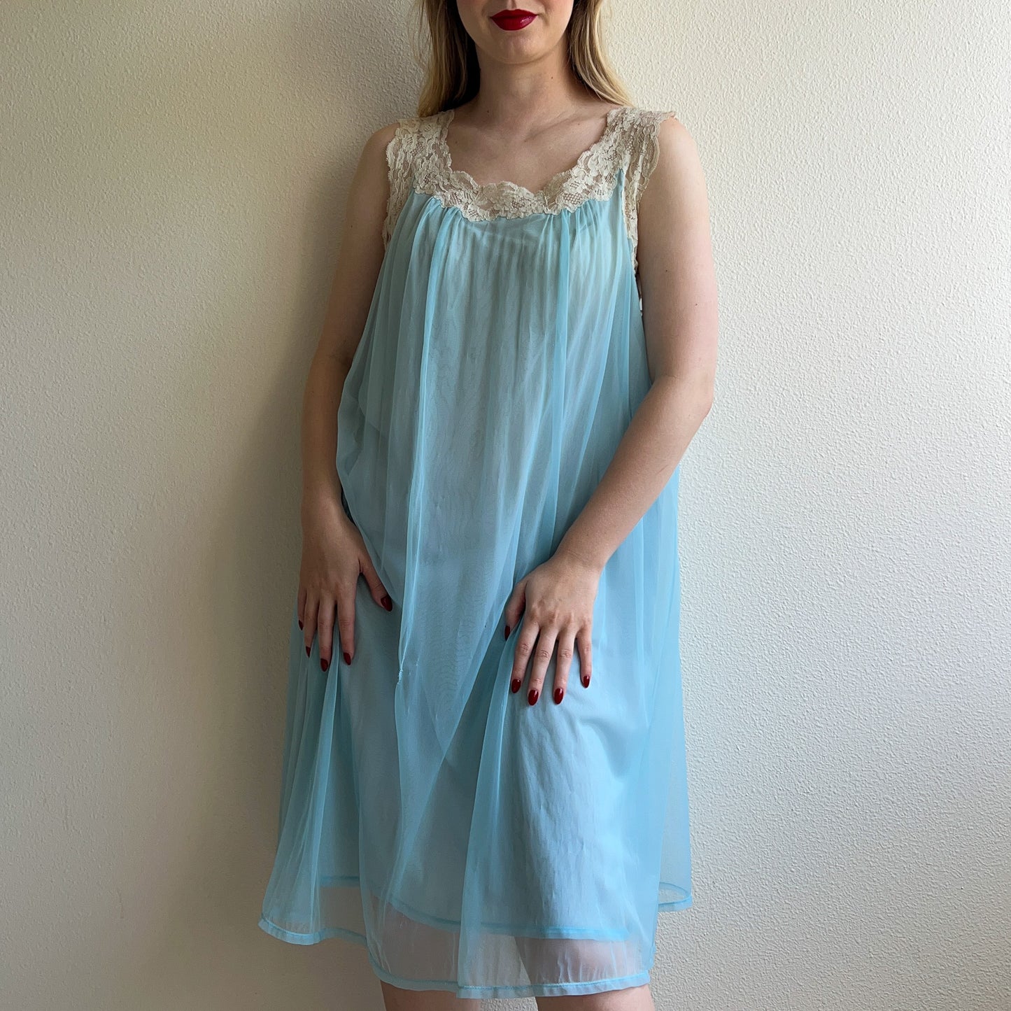 1960s Soft Blue Nylon Nightgown With White Lace (M/L)