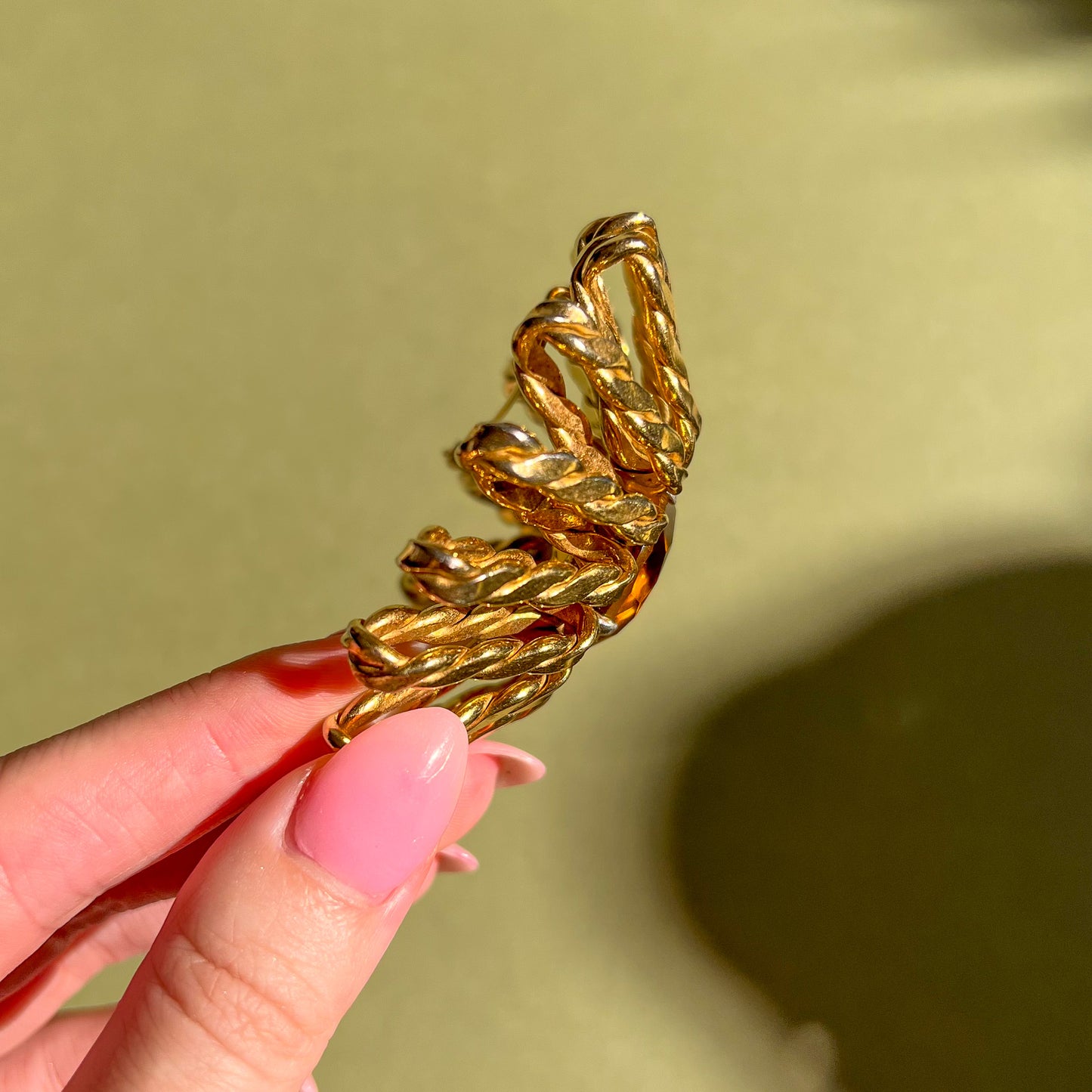1960s Gold Twisted Sunbeams Brooch With Citrine