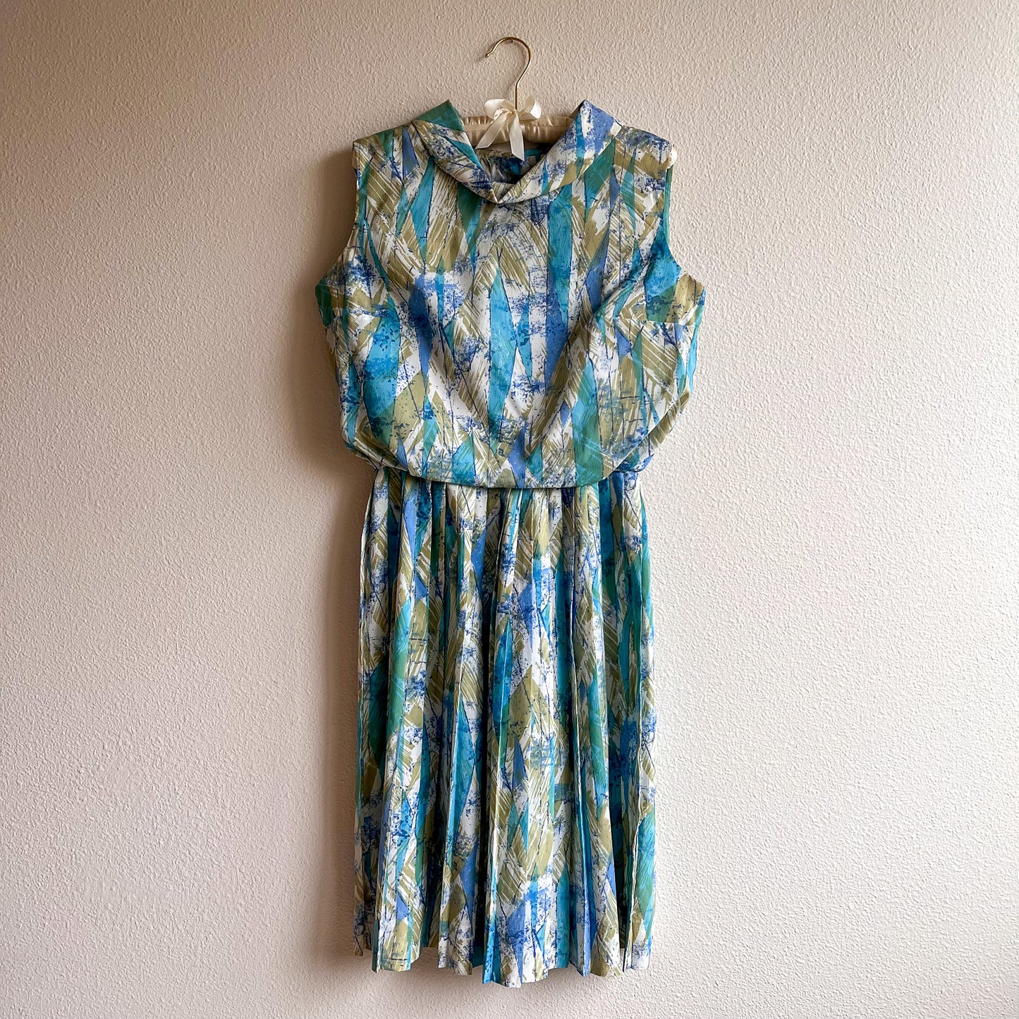 1960s Teal and Sage Abstract Print Dress (M)