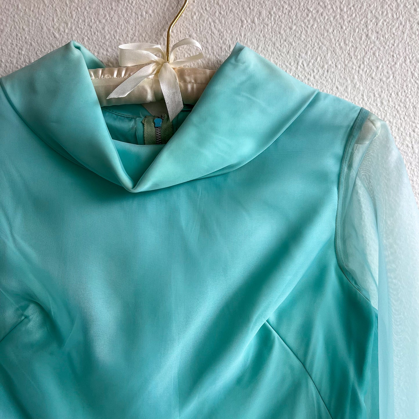 1960s Turquoise Dress With Sheer Sleeves (XS/S)