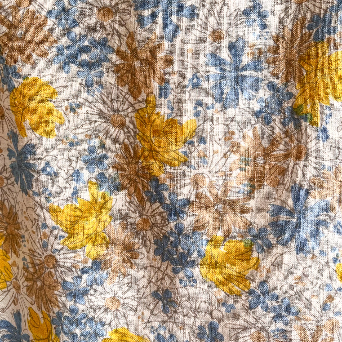 1960s Vera Blue and Yellow Floral Summer Blouse (S/M)