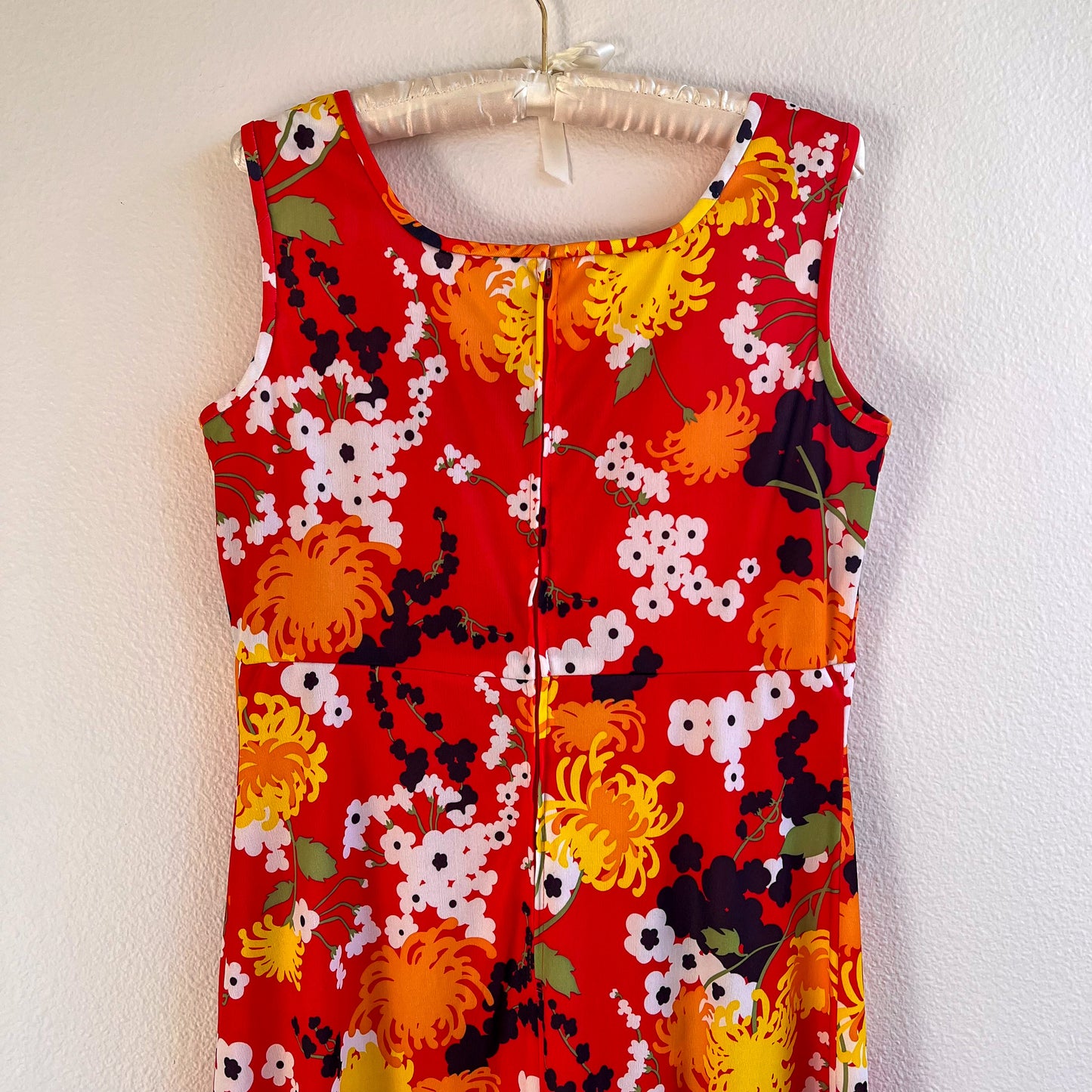 Vibrant 1960s Red Floral Midi Dress (L)