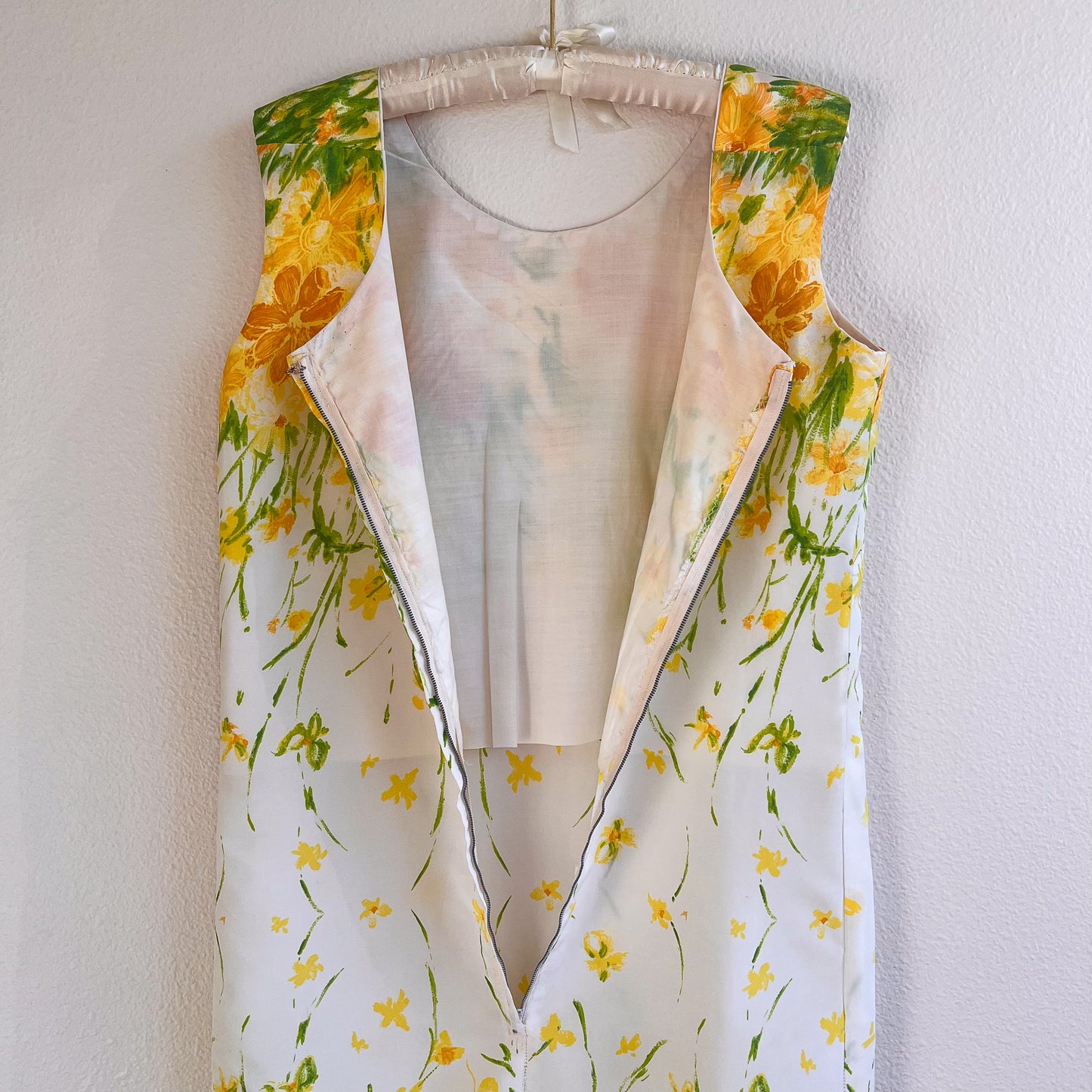 1960s Yellow Floral Print Spring Dress (M)