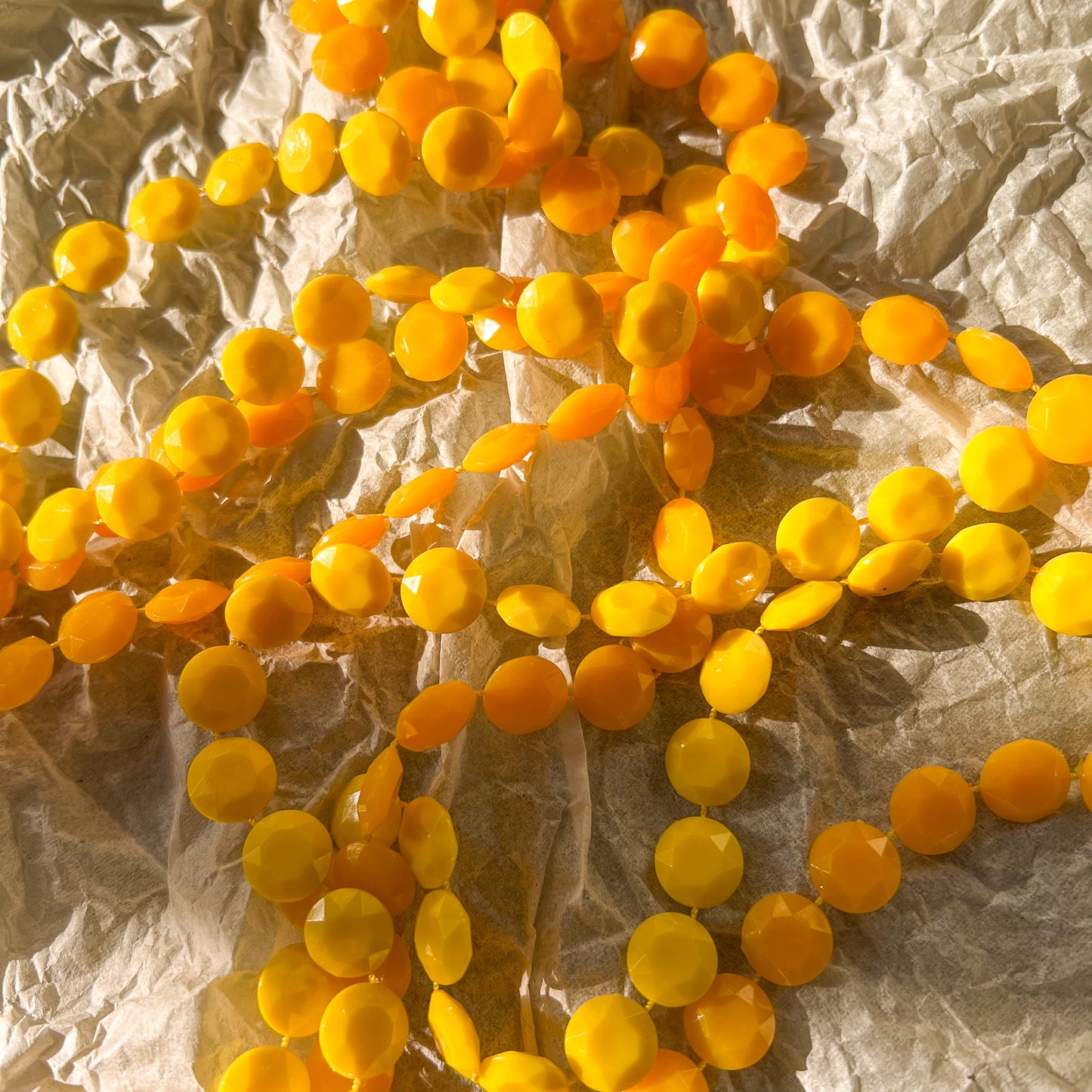 1960s Long Necklace With Yellow Faceted Beads