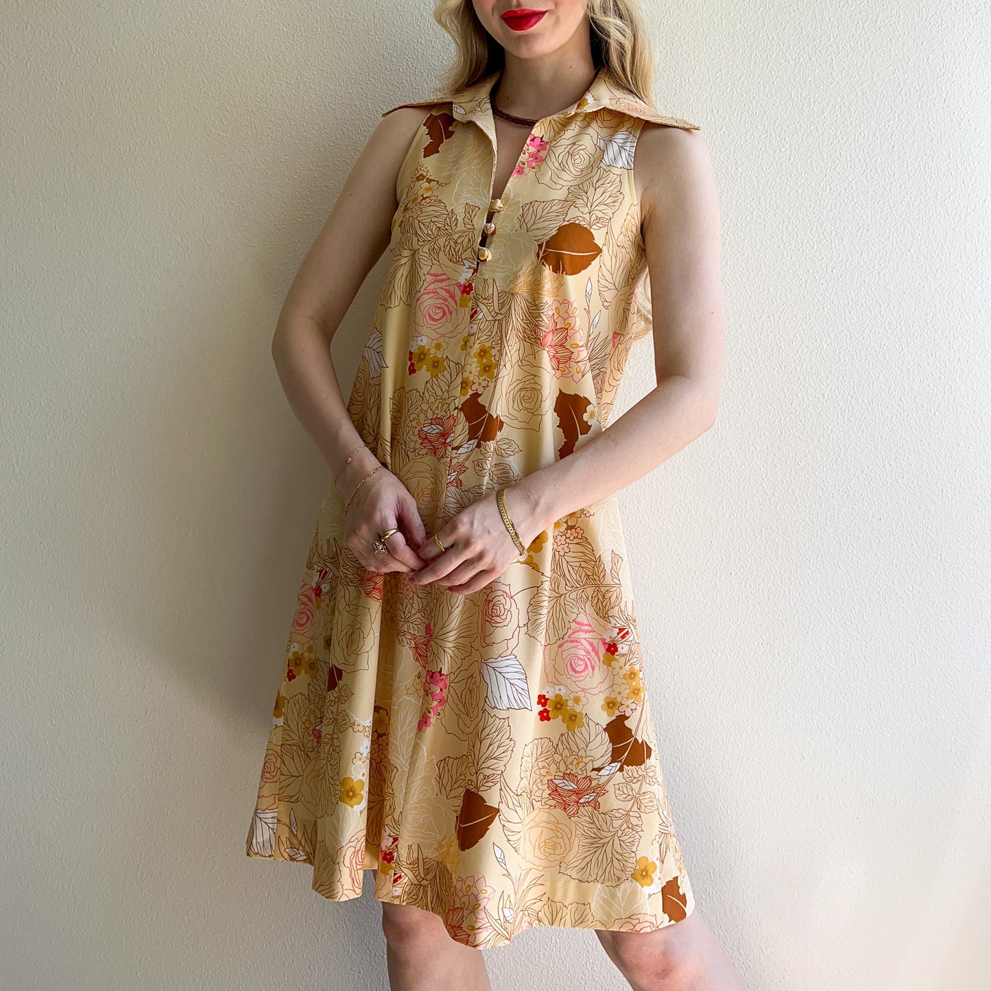 1970s Autumnal Roses Novelty Print Dress (M/L)