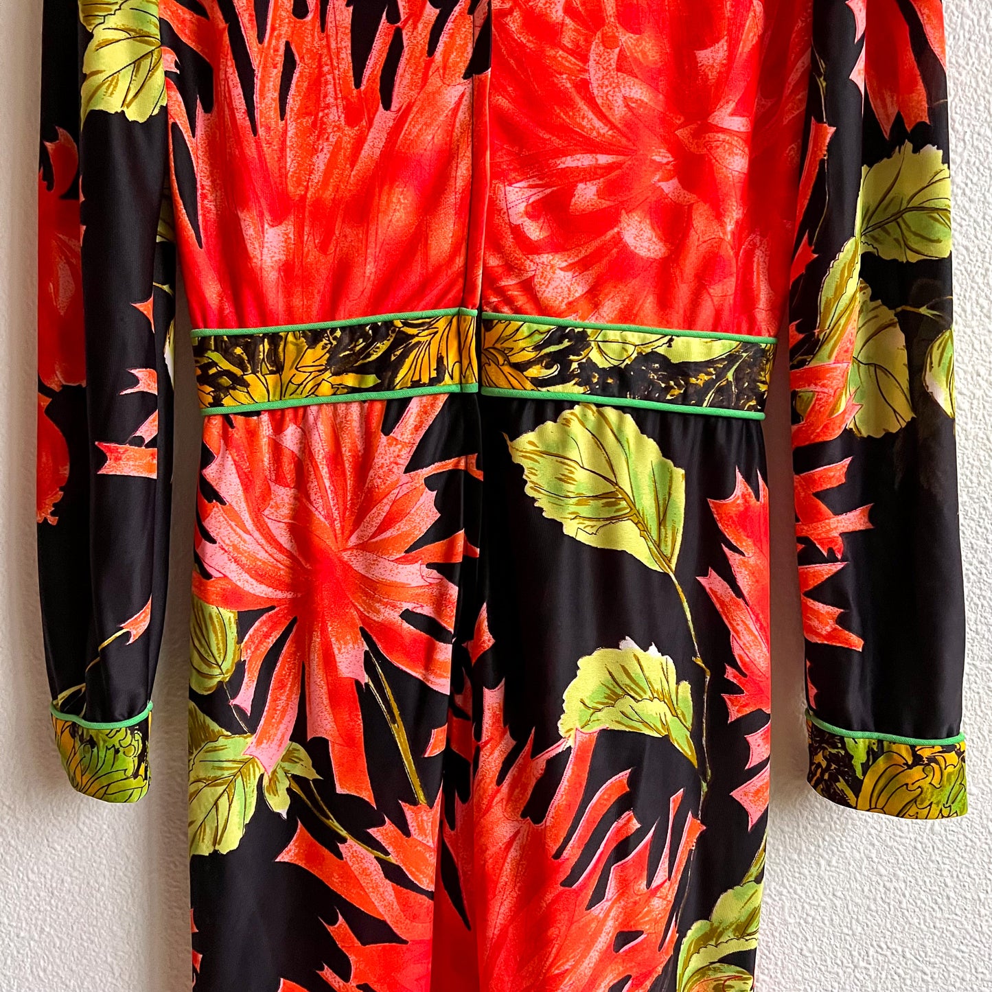 1970s Black Maxi Dress With Bright Coral Flower Print (S)