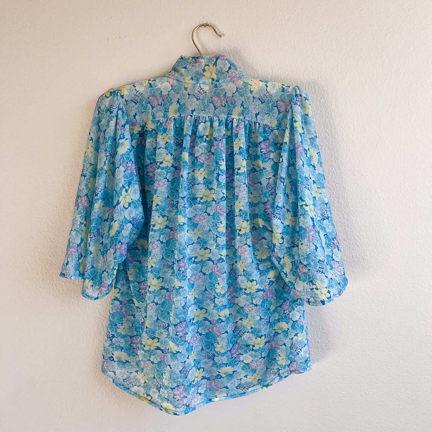 1970s Cyan Blue Floral Breezy Blouse (M)