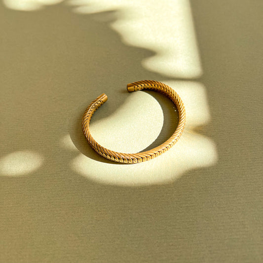 1970s Bohemian Brass Textured Cuff