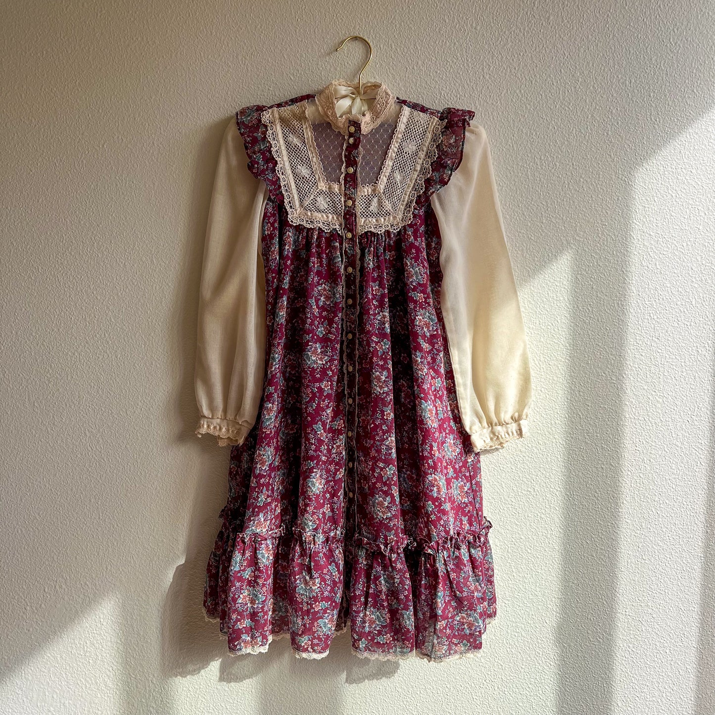 1970s Burgundy Florals Gunne Sax Dress (XXS)