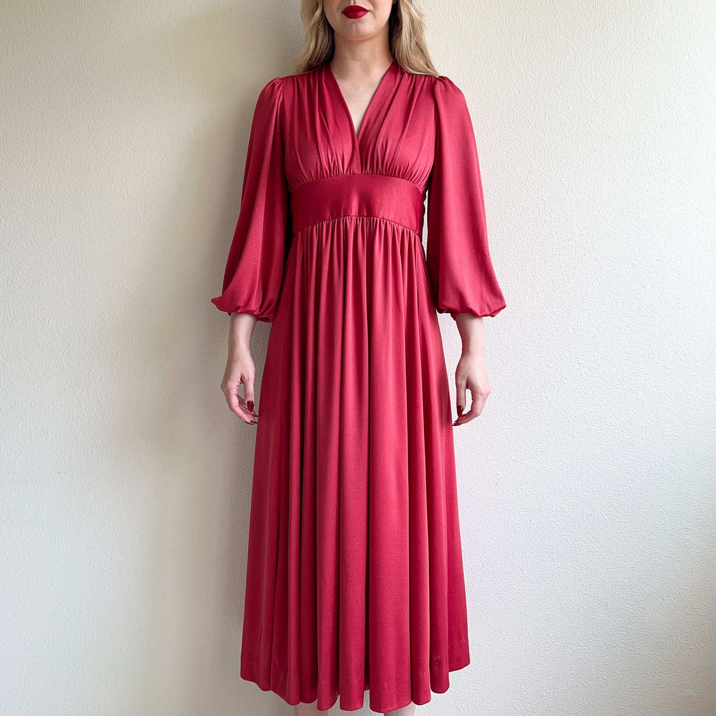 Stunning 1970s Burgundy Gown With Long Sleeves (S/M)