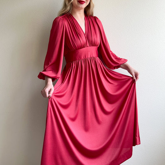 Stunning 1970s Burgundy Gown With Long Sleeves (S/M)