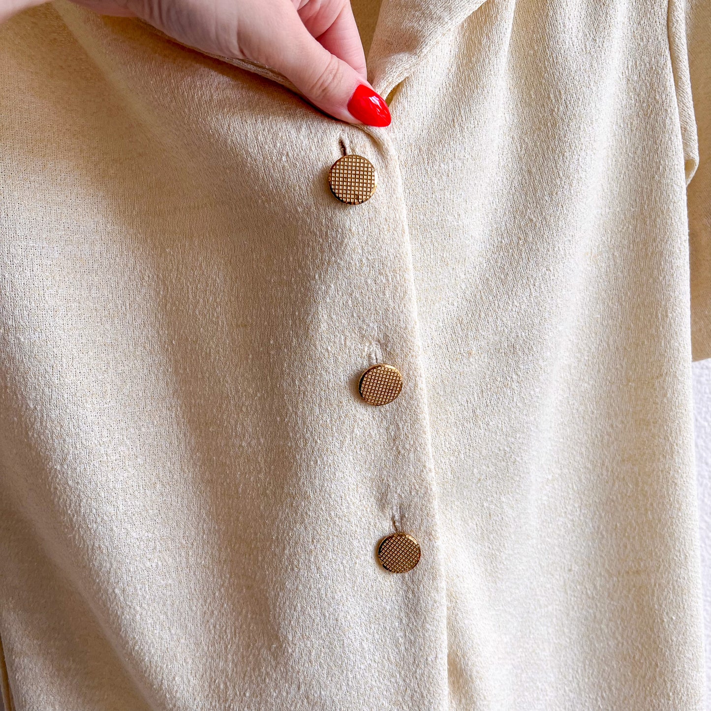 1970s Cream Belted Dress With Gold Buttons (M/L)