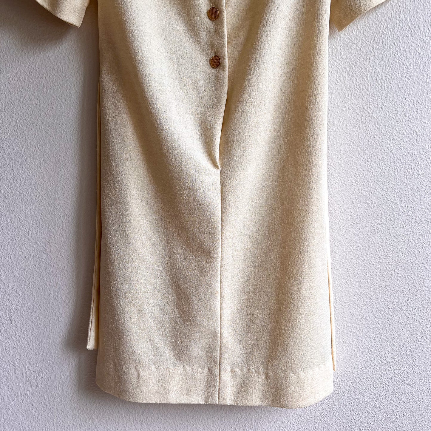 1970s Cream Belted Dress With Gold Buttons (M/L)