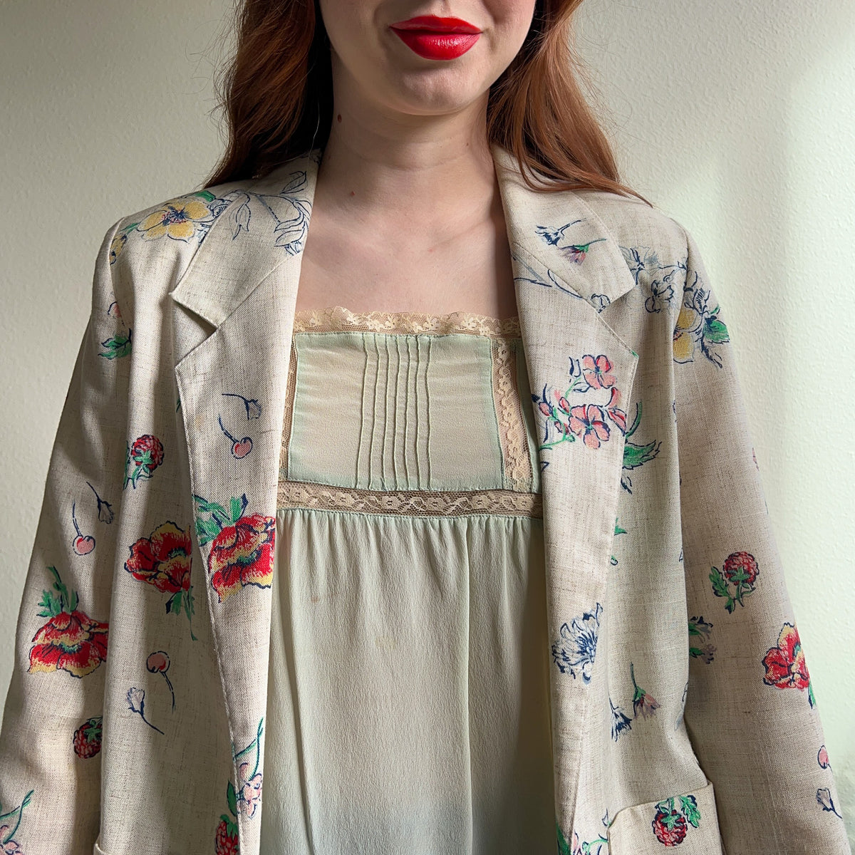 1970s Cream Blazer With Summer Florals (M/L)