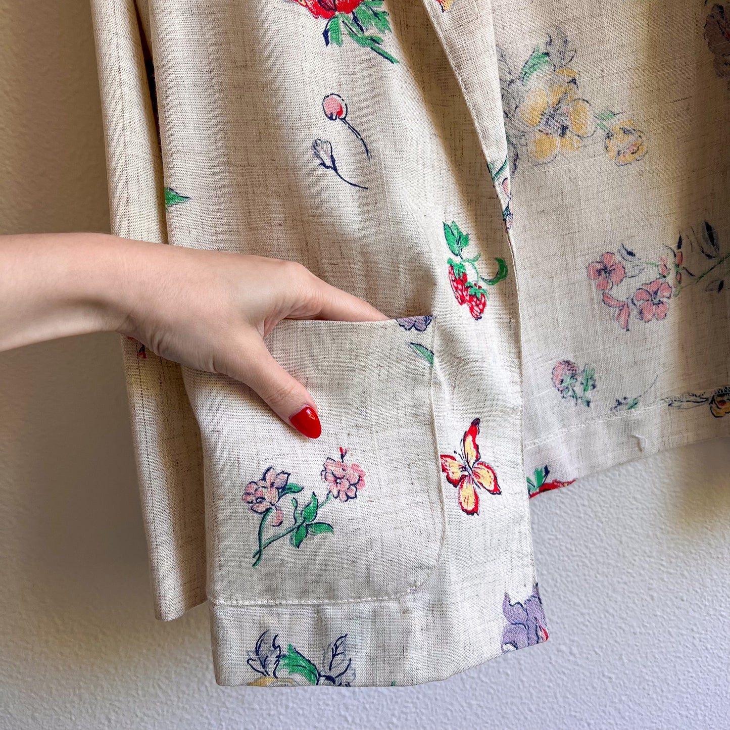1970s Cream Blazer With Summer Florals (M/L)