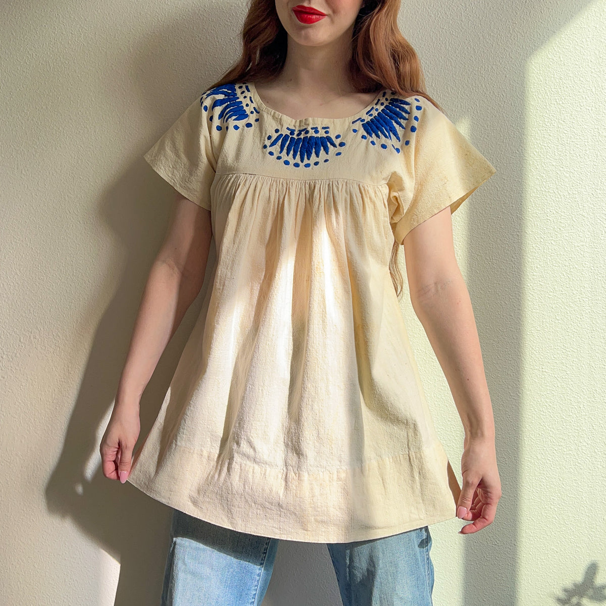 1970s Cream Tunic With Cobalt Blue Embroidery (M/L)
