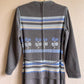 1970s Gray Knit Dress With Blue Print (M/L)