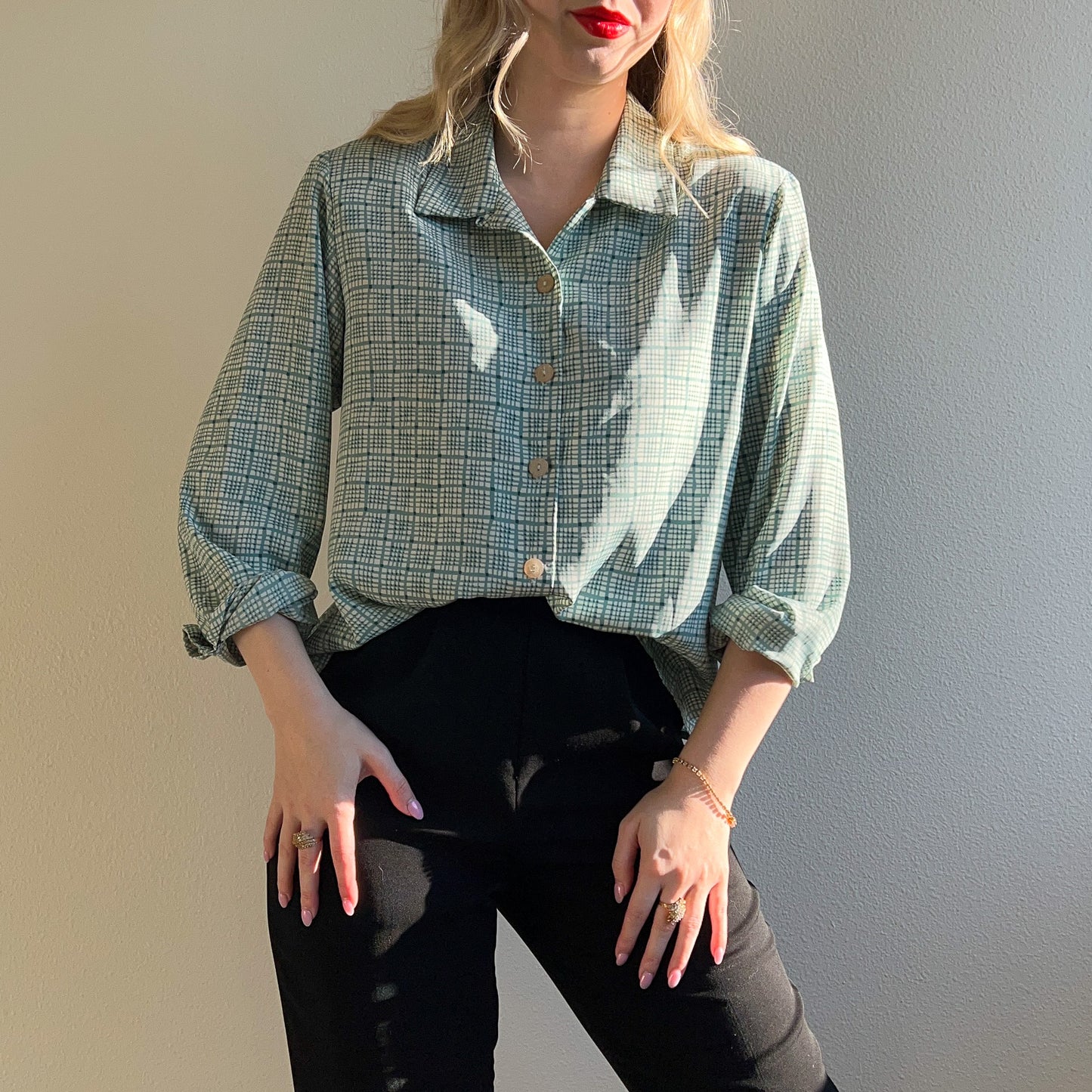1970s Green and White Pattern Button Down (M)