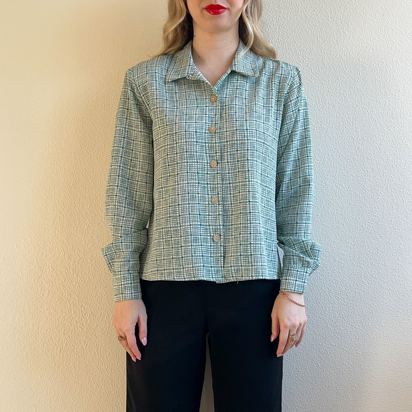 1970s Green and White Pattern Button Down (M)