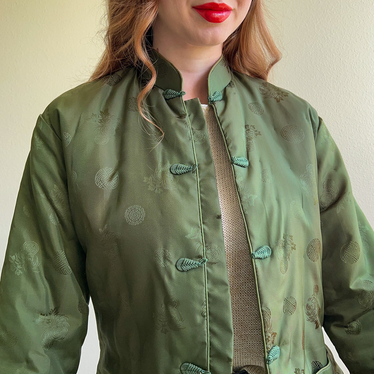 1970s Olive Green Satin Padded Jacket (L/XL)