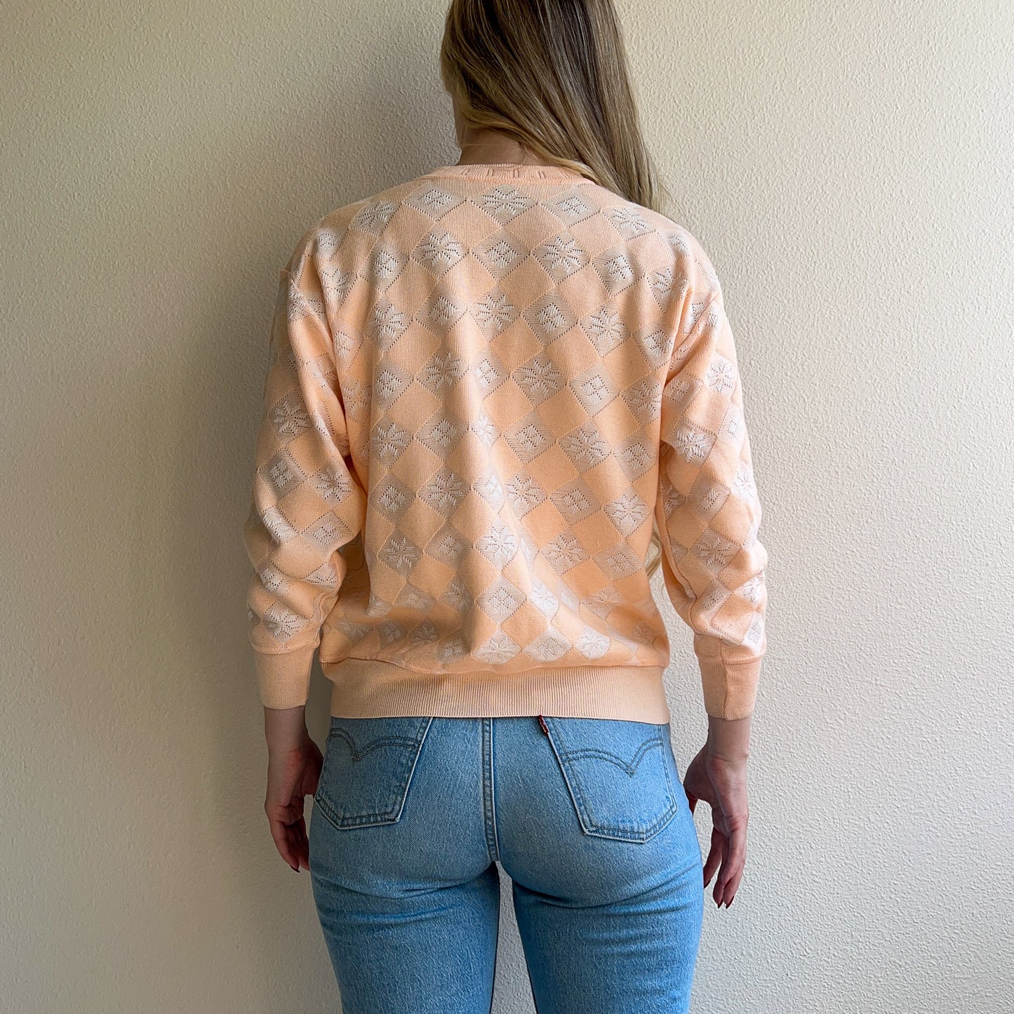 1970s Peach Cardigan With Floral Buttons (M/L)