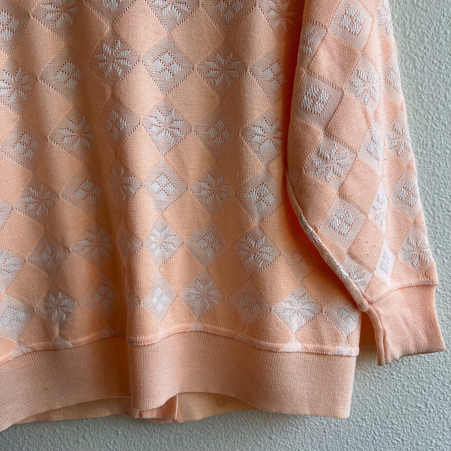 1970s Peach Cardigan With Floral Buttons (M/L)