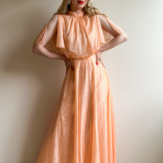 Romantic 1970s Creamy Peach Maxi Dress (XS/S)