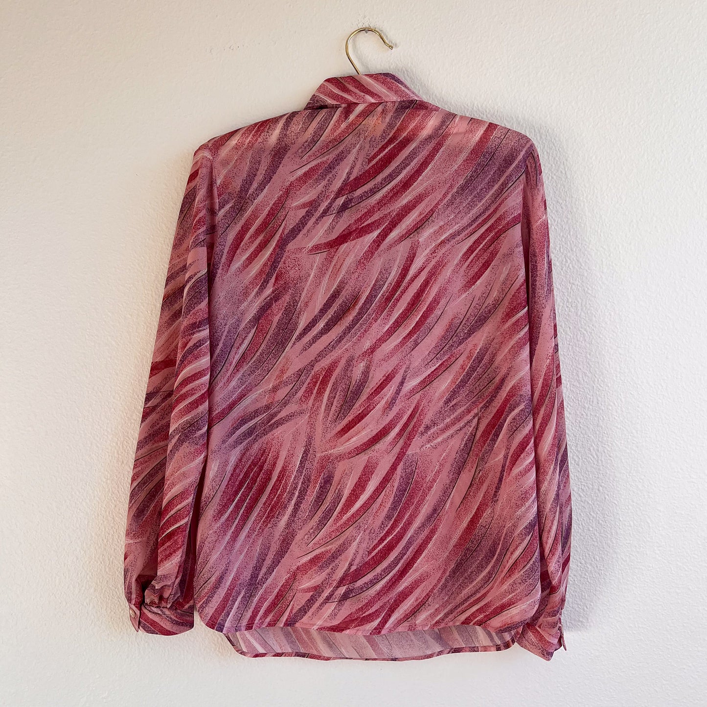 1970s Pink Pattern Blouse With Ruffles (M/L)