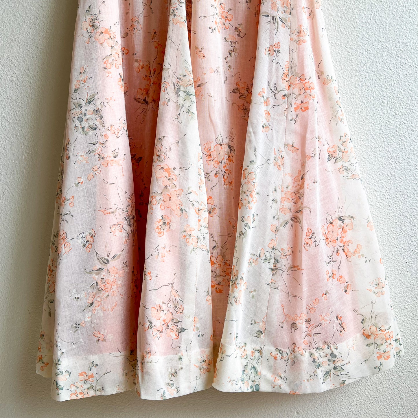 1970s Pink Floral Cotton Midi Dress With White Overlay (XS)