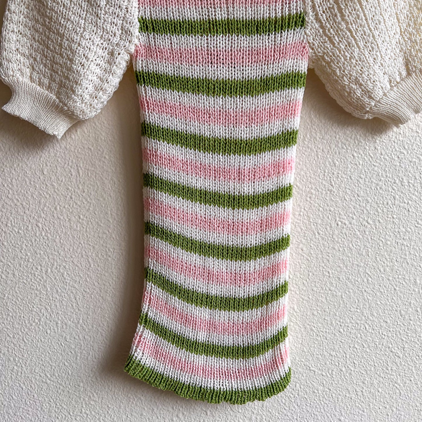 1970s Green and Pink Striped Sweater With Puff Sleeves (XS/S)