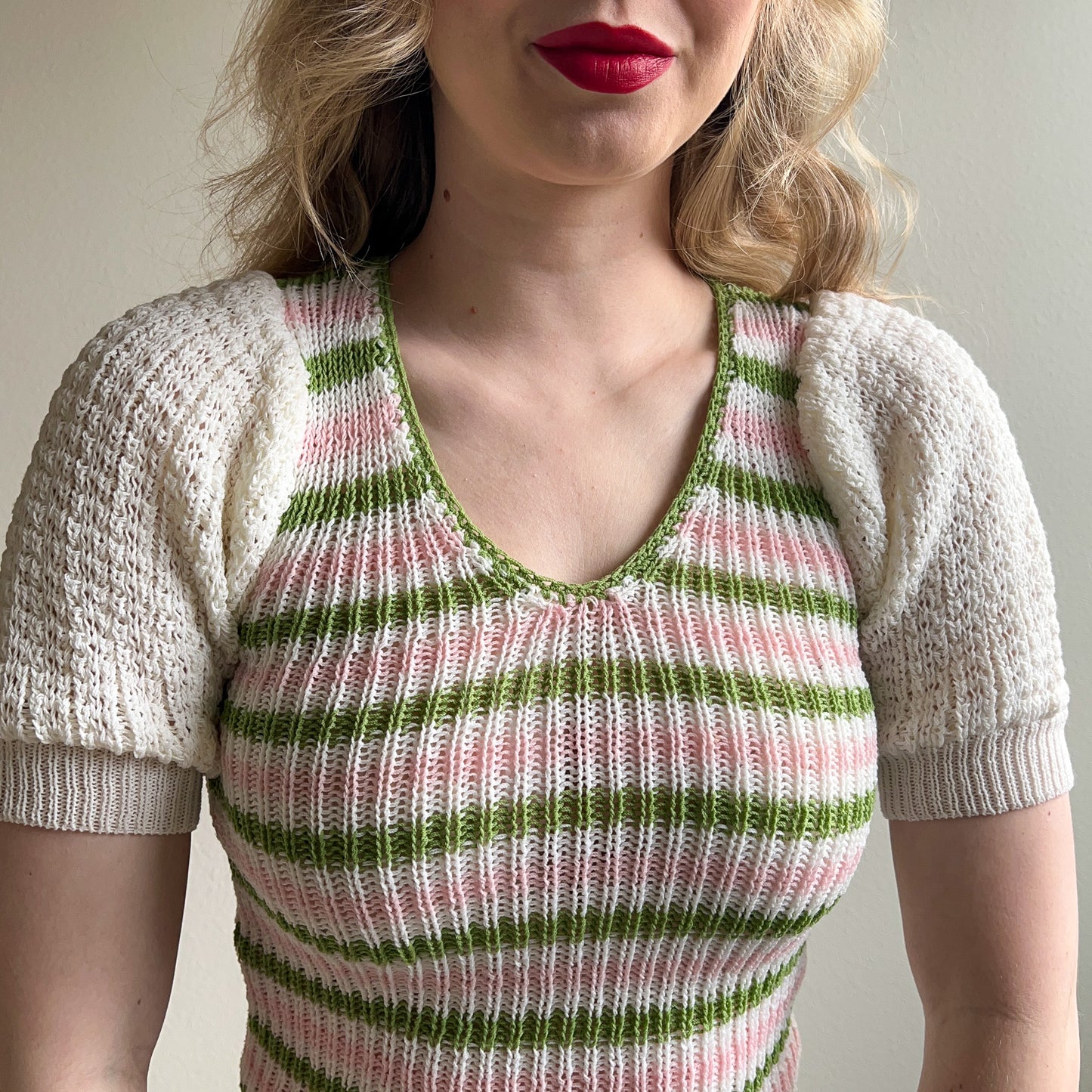 1970s Green and Pink Striped Sweater With Puff Sleeves (XS/S)