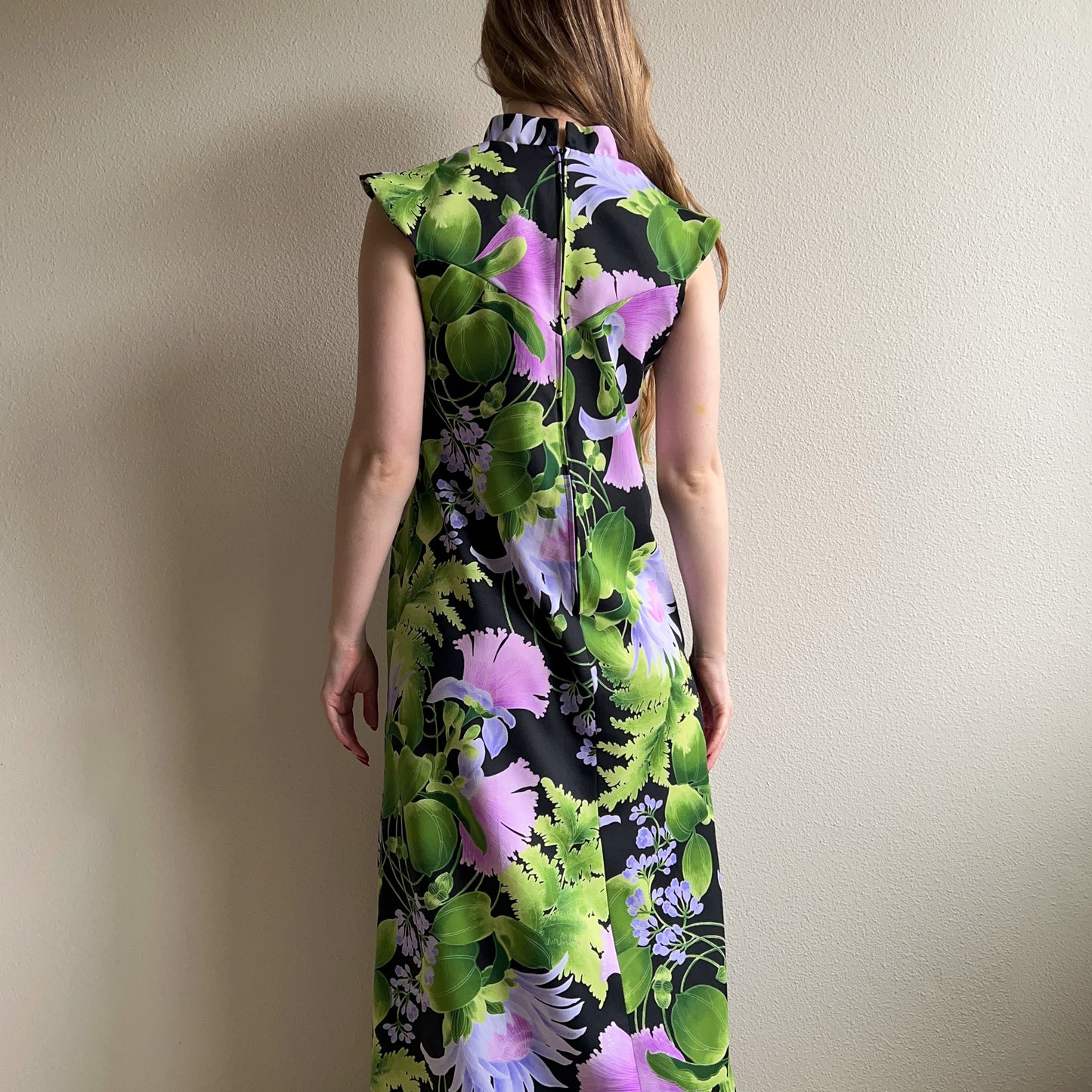 Gorgeous 1970s Purple and Green Hawaiian Maxi Dress (M)