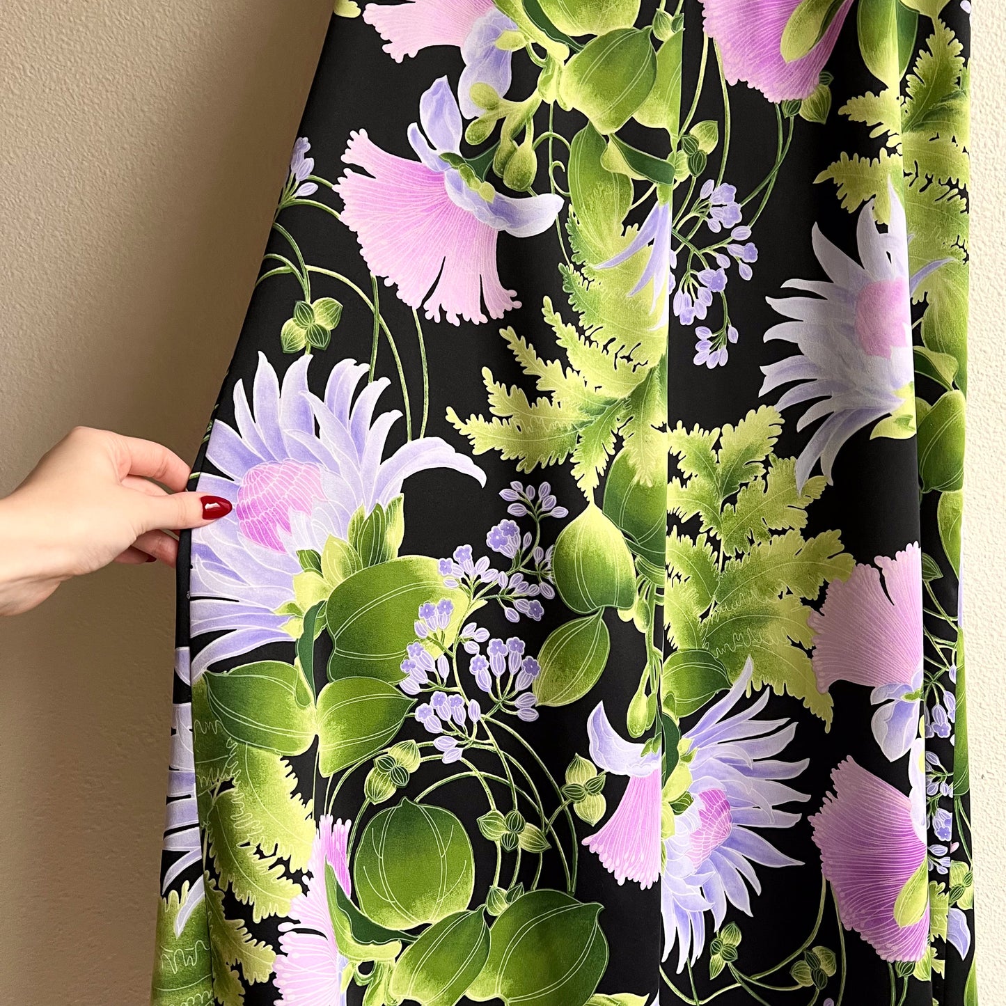 Gorgeous 1970s Purple and Green Hawaiian Maxi Dress (M)