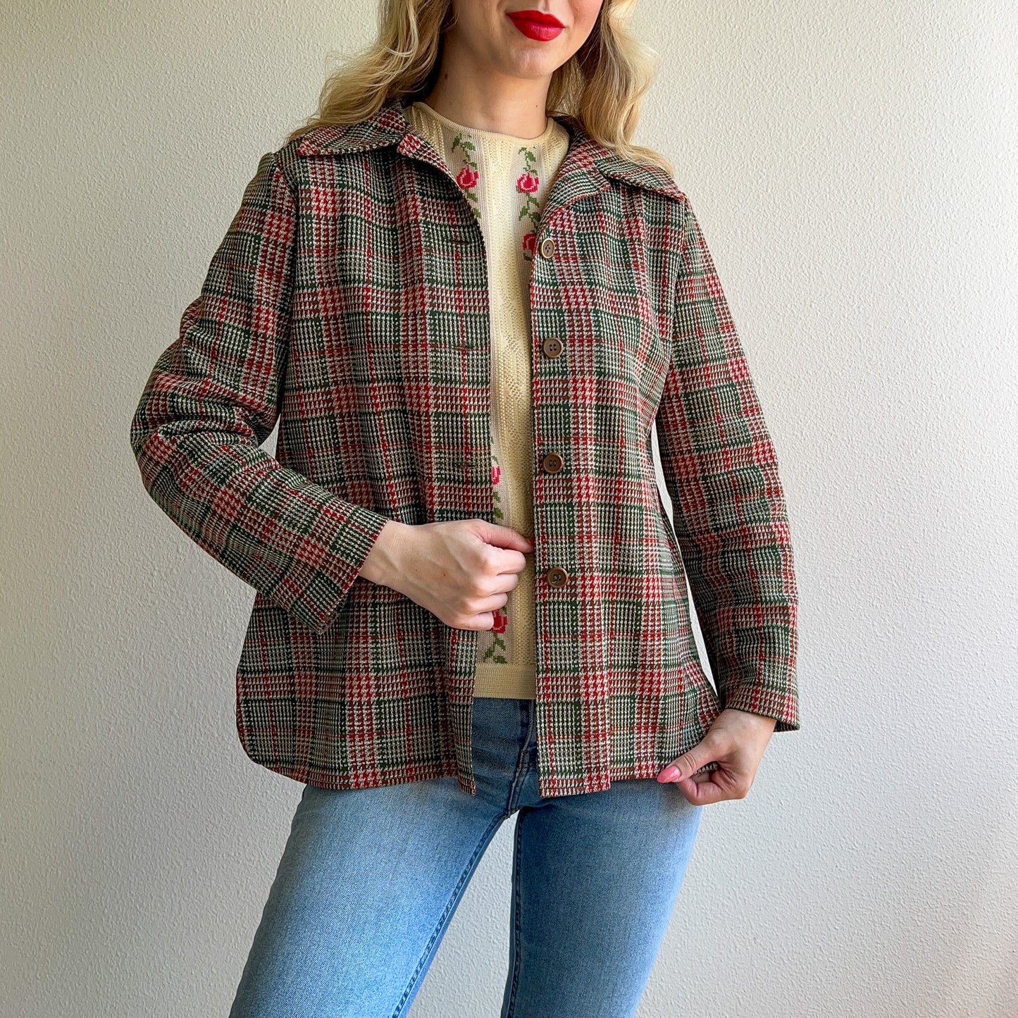 1970s Red and Green Plaid Buttoned Jacket (S/M)
