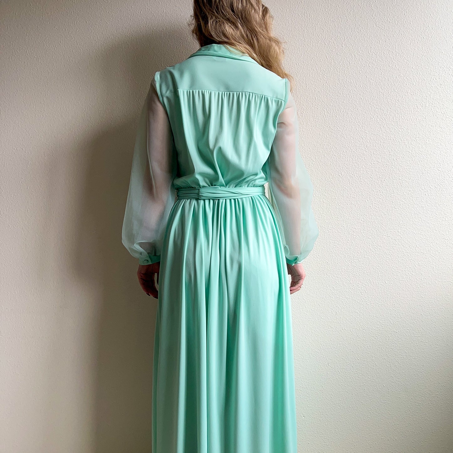 1970s Seafoam Buttoned Midi Dress (M/L)