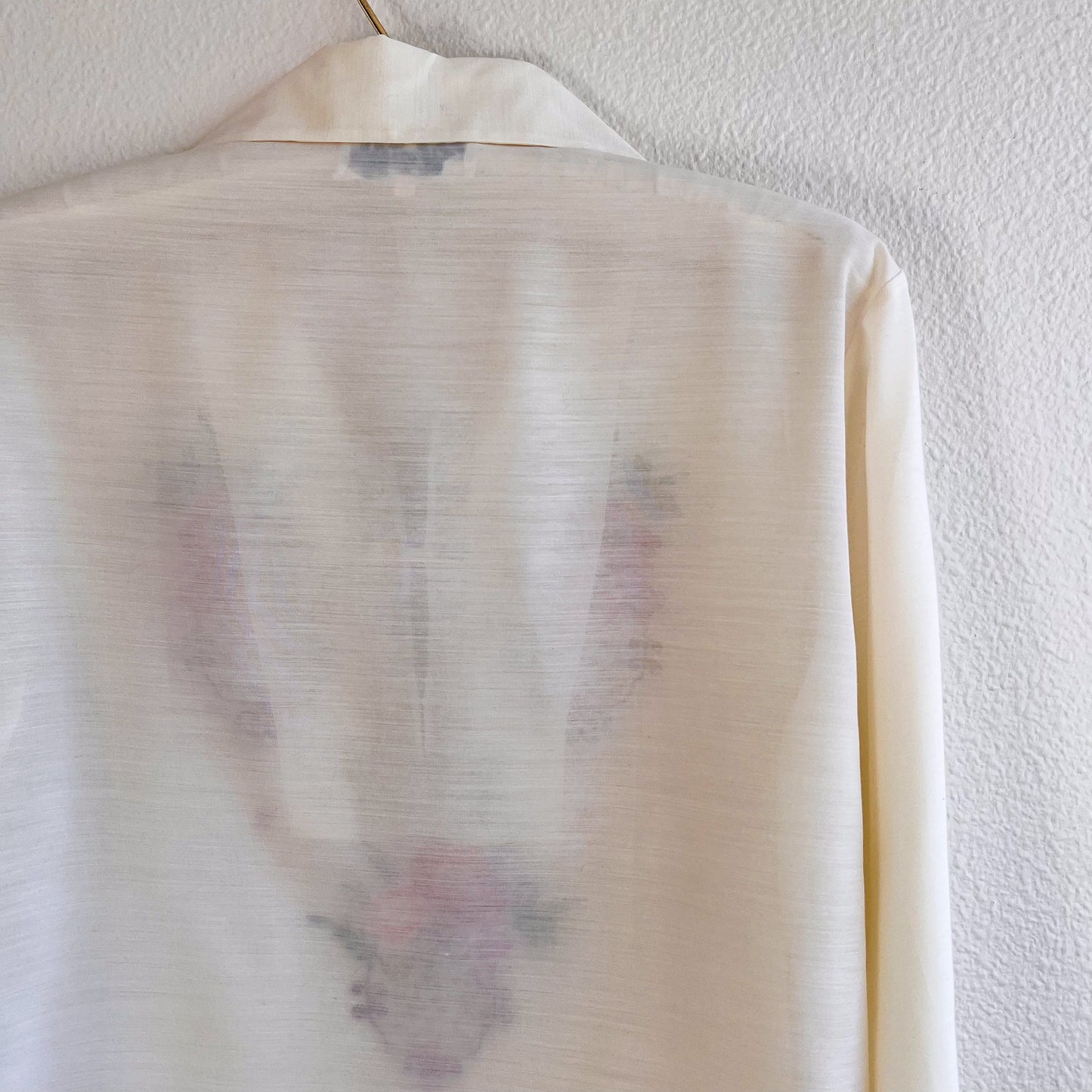 1970s Ivory Summer Blouse With Bodice Embroidery (M)
