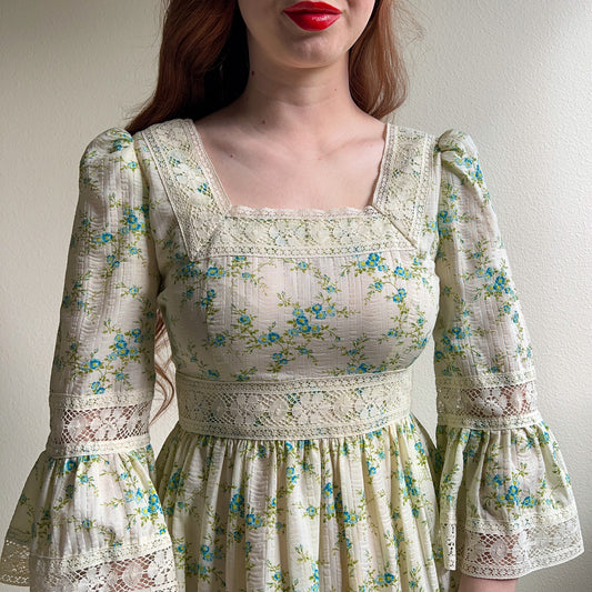 1970s Ivory Summer Dress With Crochet Trim (M)