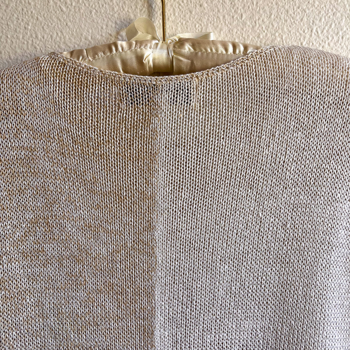 1970s Tan and White Quadrant Sweater (M/L)