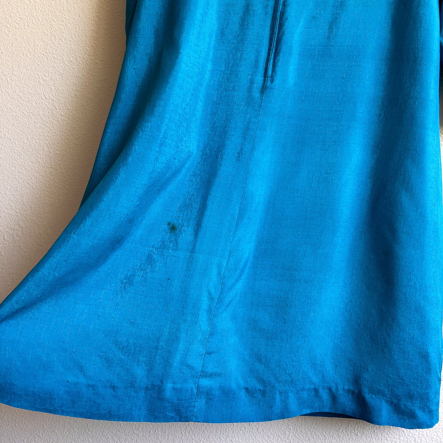 1970s Teal Silk Dress With Tie (M)