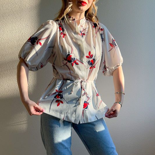 1970s White Blouse With Red and Navy Print (S/M)