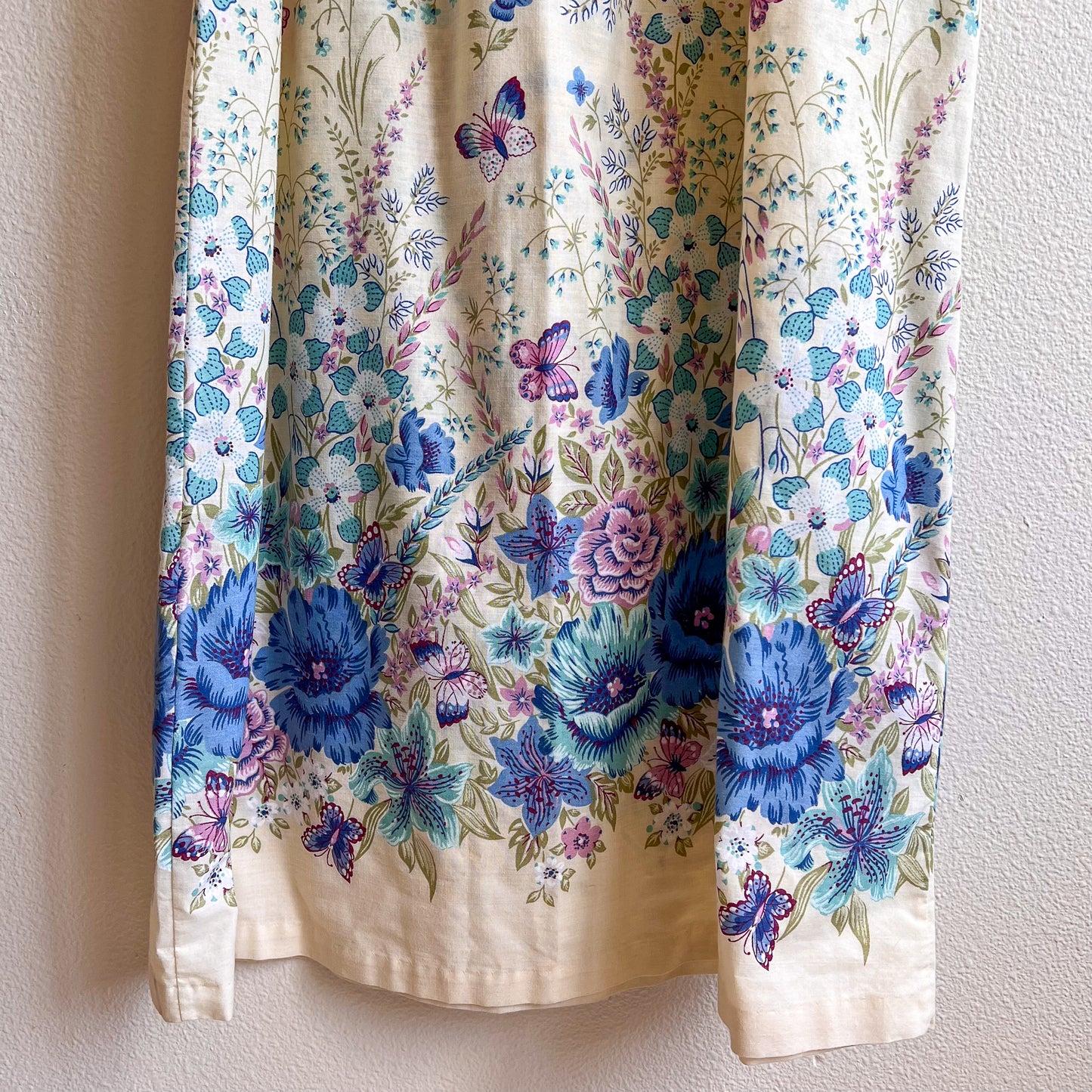 Romantic 1970s White Cotton Midi Dress With Blue Flowers (L/XL)