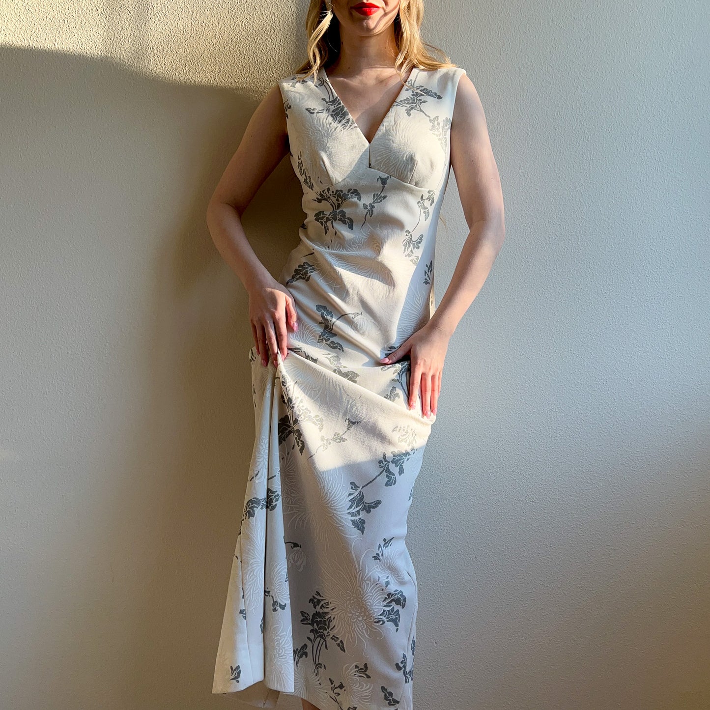1970s White Maxi Dress With Gray Floral Print (L)