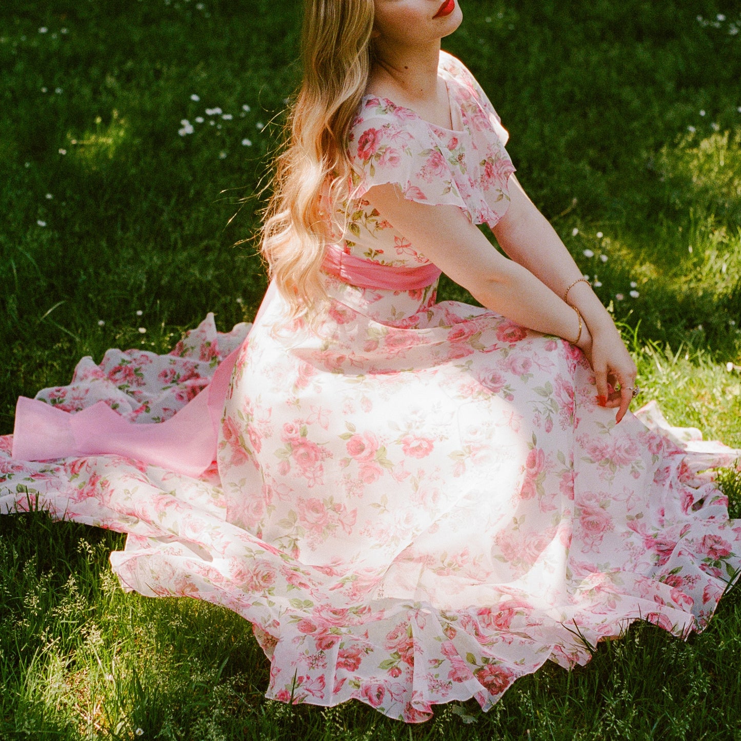 Cute 1970s Pink Floral Chiffon Gown With Pink Bow (XS/S)