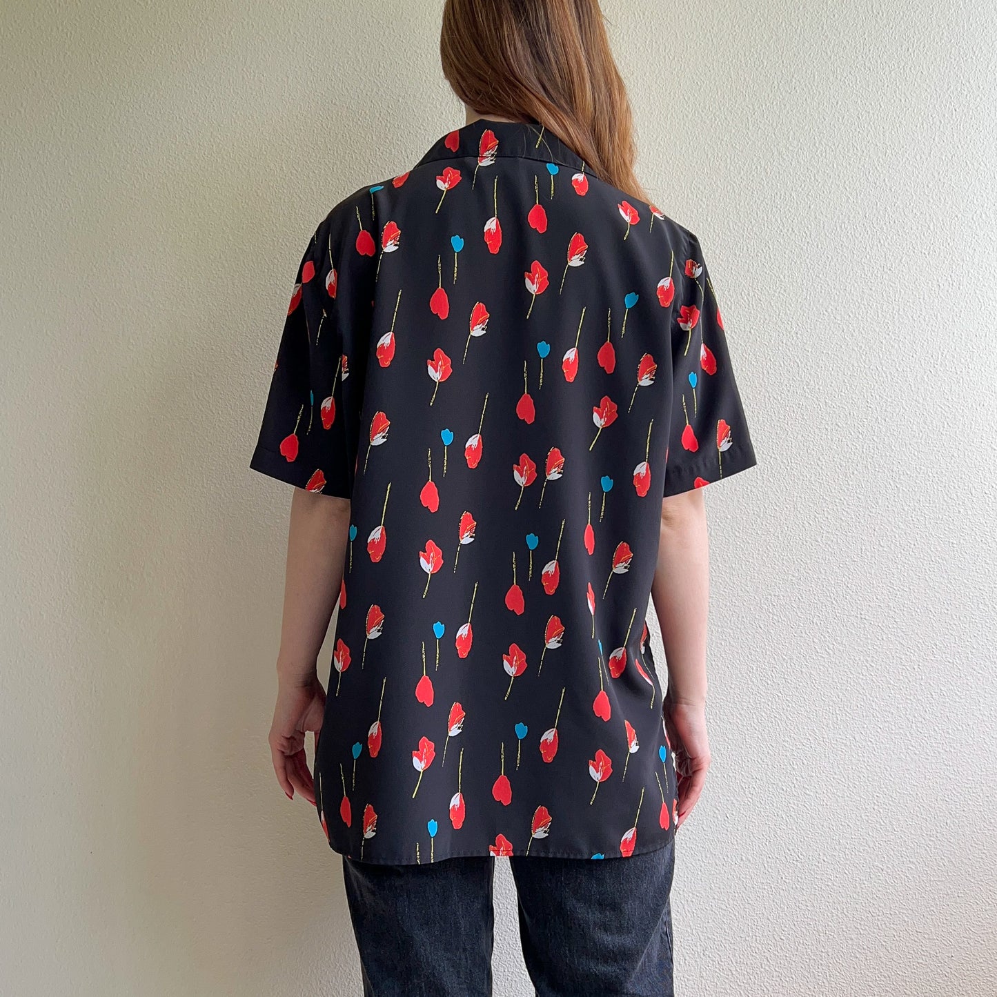 1980s Black Button Down With Red Tulips (L/XL)