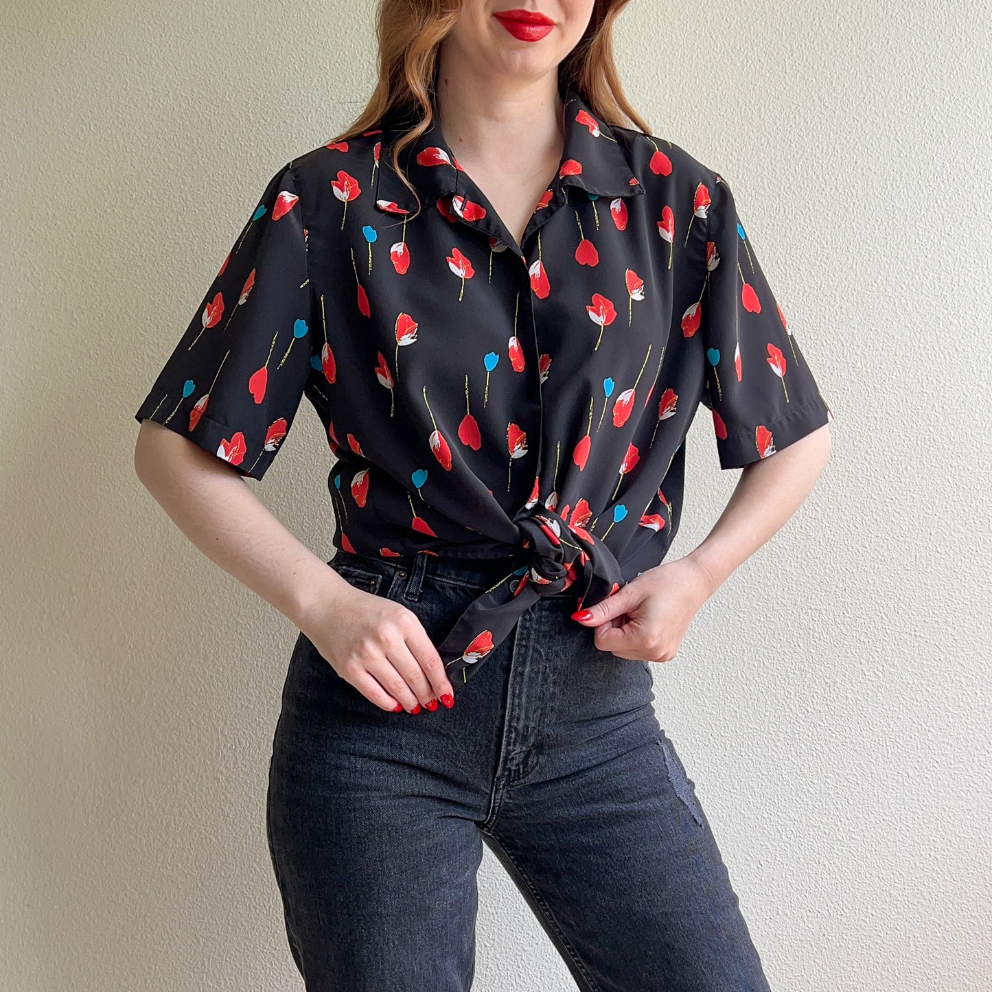1980s Black Button Down With Red Tulips (L/XL)