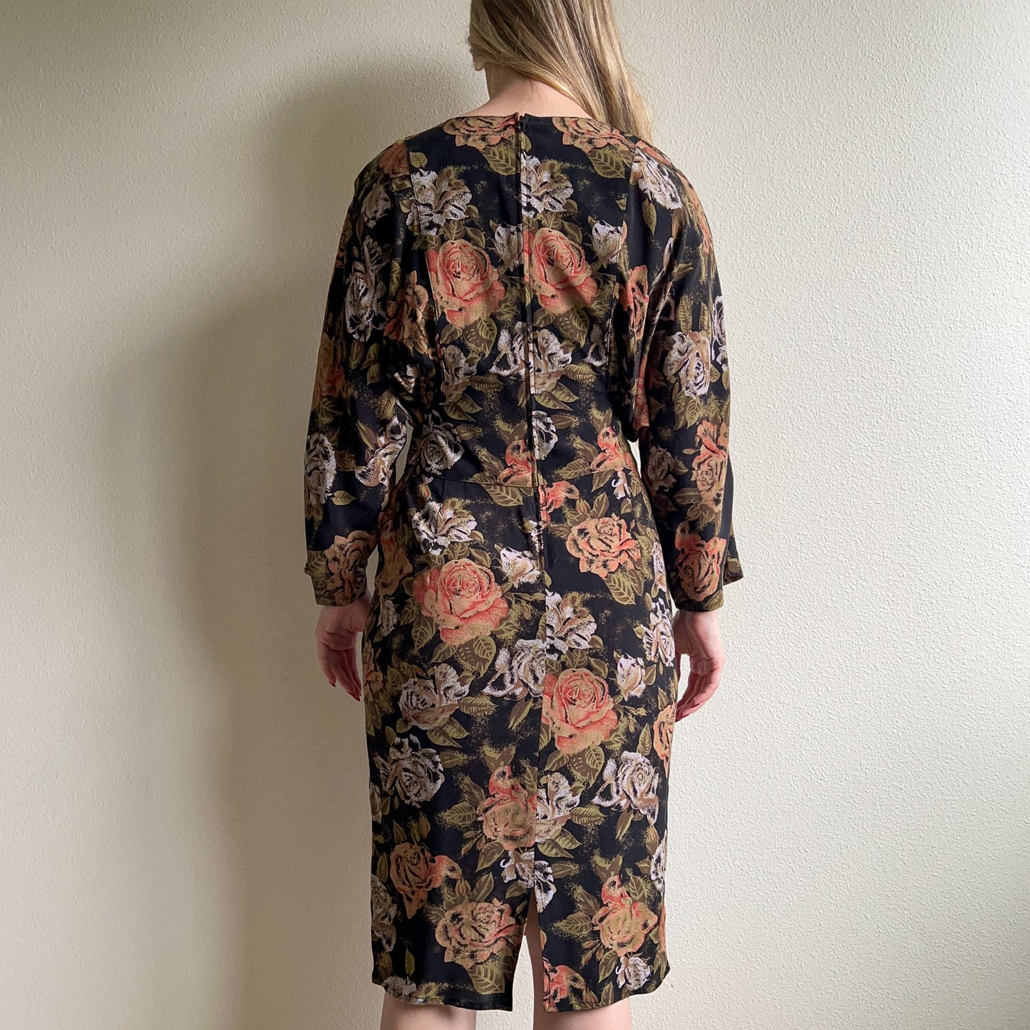 1980s Black Dress With Autumnal Rose Print (M)