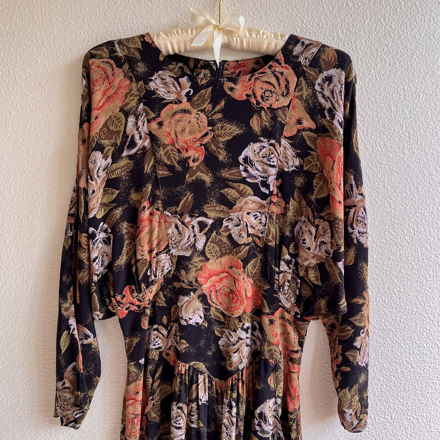 1980s Black Dress With Autumnal Rose Print (M)