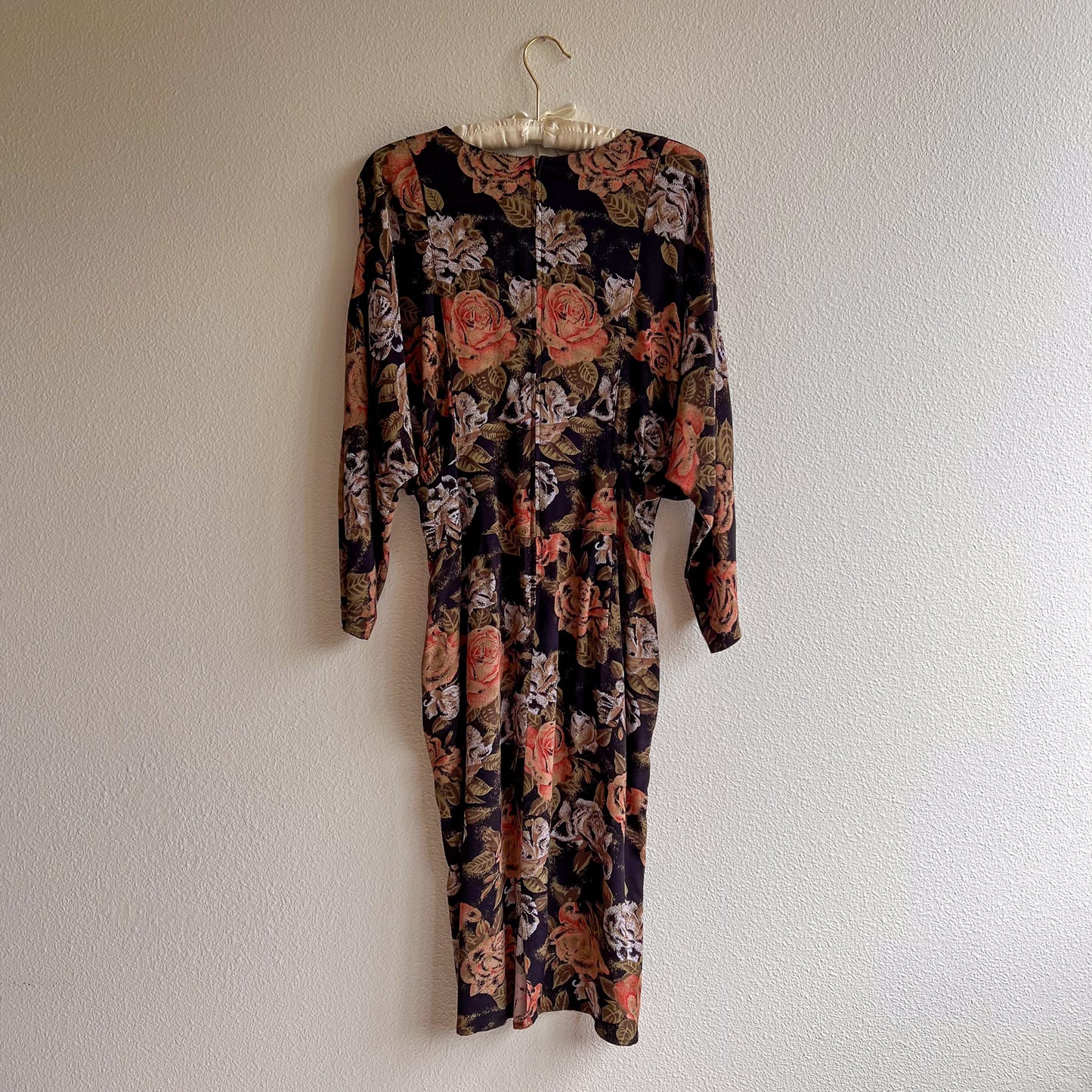 1980s Black Dress With Autumnal Rose Print (M)